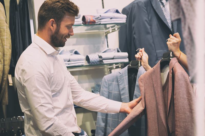 Les vêtements d'homme ne connaissent pas la crise
